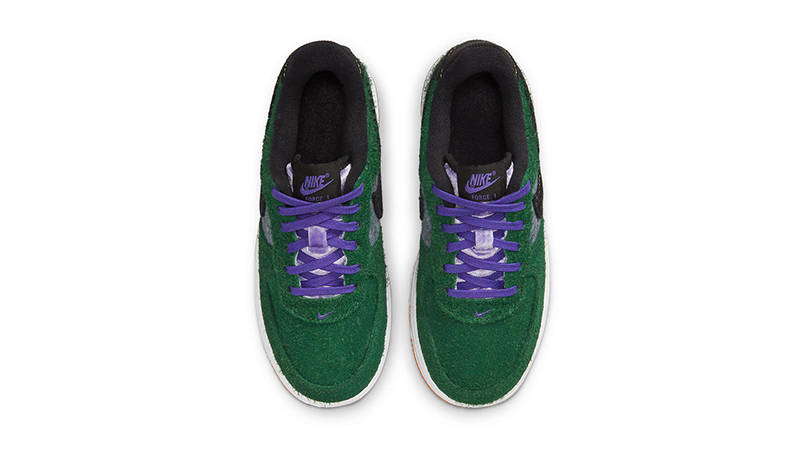 shaggy green nike