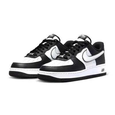 Nike buy Red nike youth md runner Low Two-Tone Black White Front