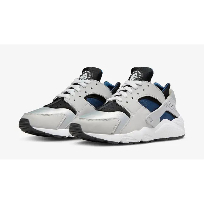 Platinum nike huarache best sale