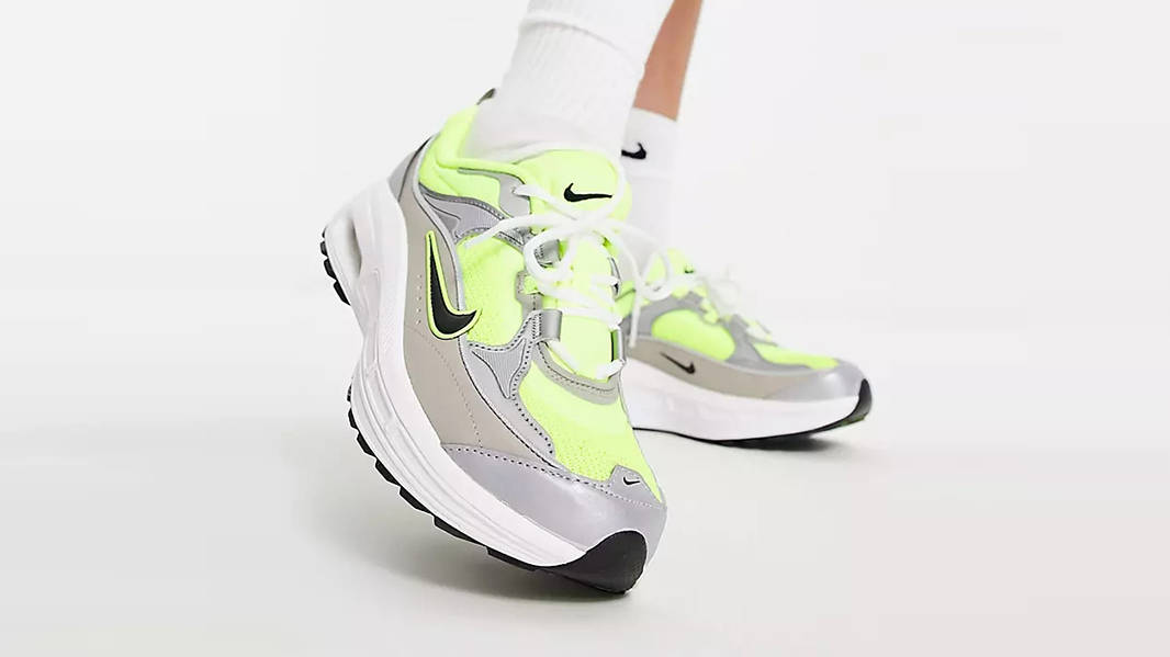 Nike Air Max Bliss Silver Neon Yellow Side