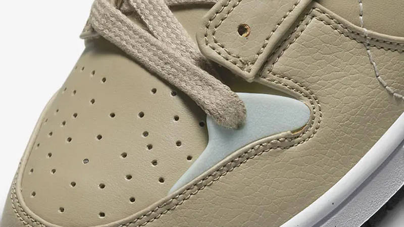 Nike Dunk Low Disrupt 2 Tan DV4024-200 Detail