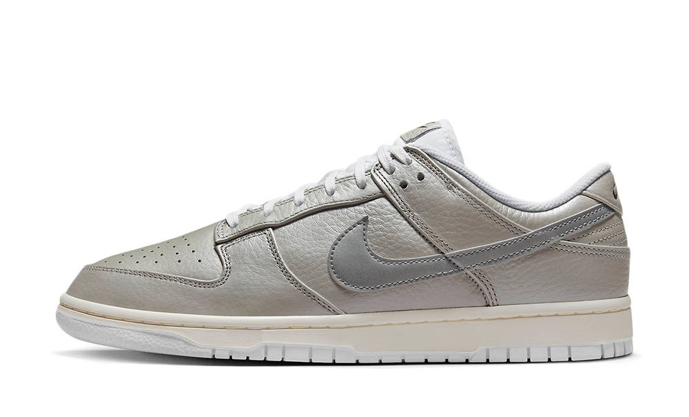Nike Dunk Low Metallic Silver