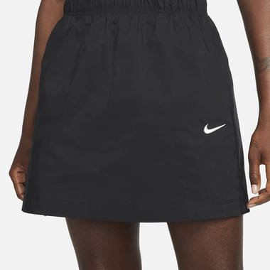 Nike Sportswear Essential High-Waisted Woven Skirt