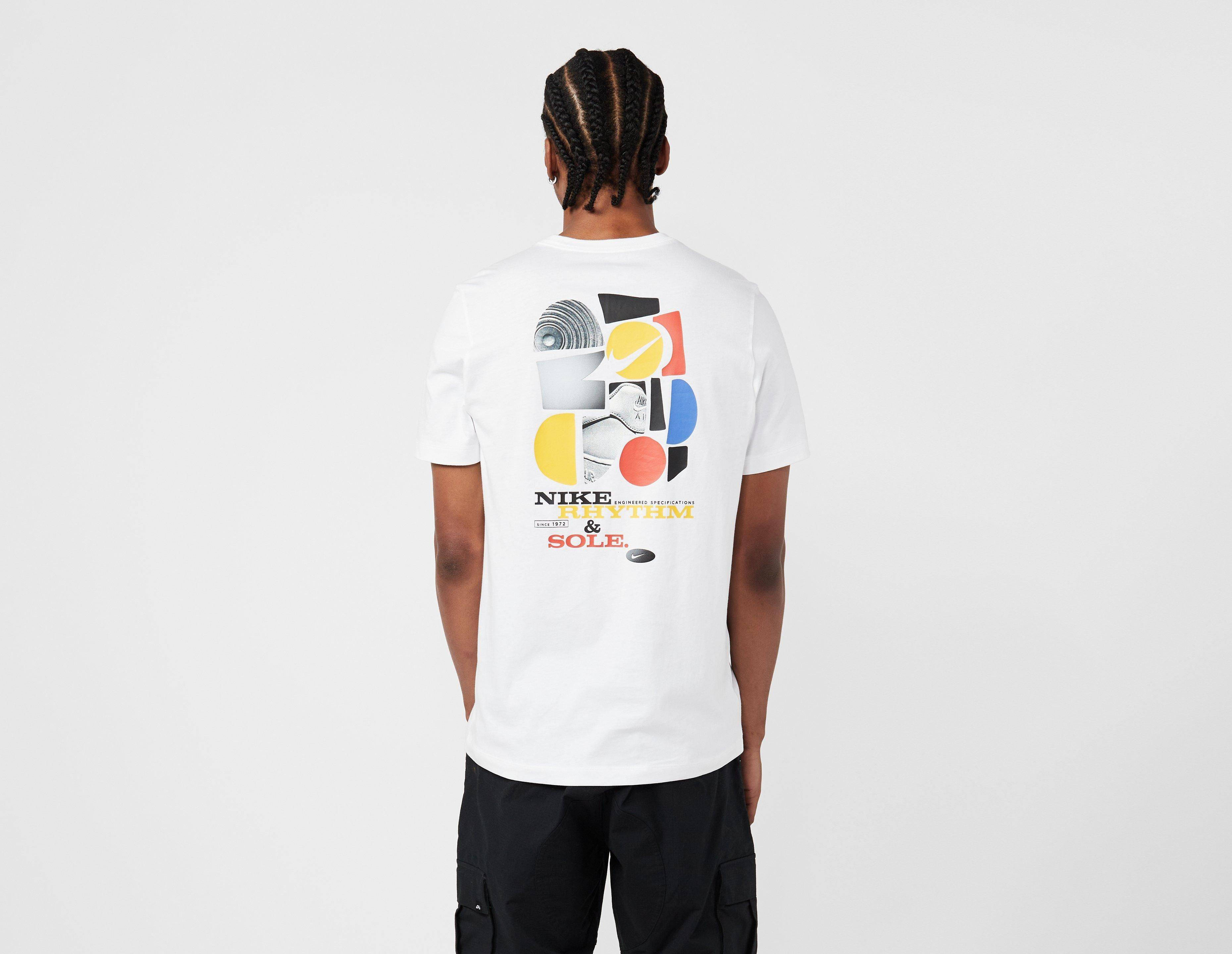 Nike / Men's Sportswear Rhythm Photo T-Shirt