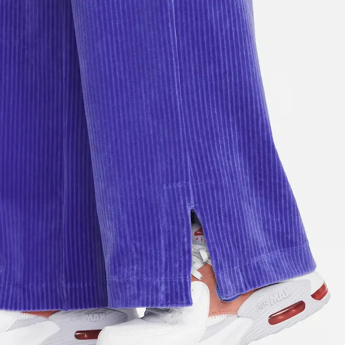 Nike Sportswear Velour Wide-Leg Trousers DQ5921-430 Detail 2