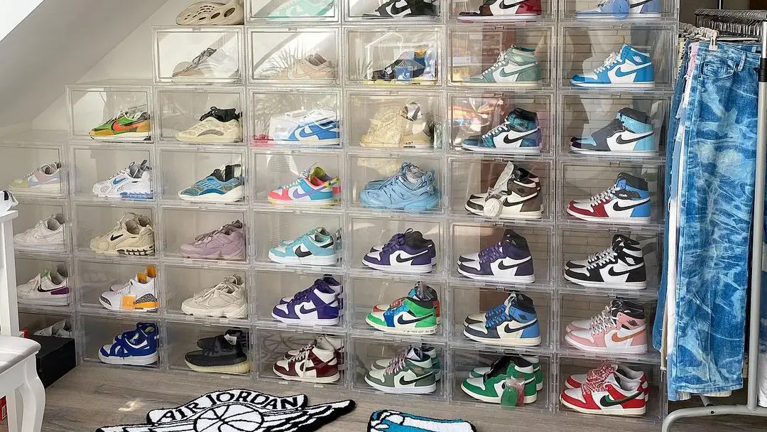 Buy Sneaker Wall Shelves Online In India - Etsy India