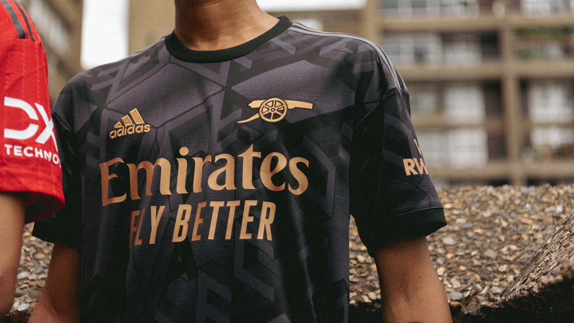 Supreme Football Jersey 'Championships' Gold FW23 - Buy and Sell – SOLE  SERIOUSS