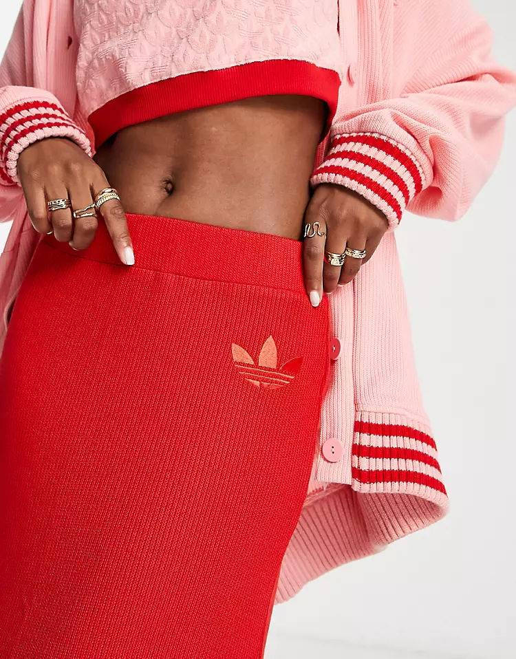 【ADIDAS ORIGINALS】◆ADICOLOR CLASSIC SKIRT◆送料無料◆ adidas（アディダス）の「SKIRT / アディダスオリジナルス