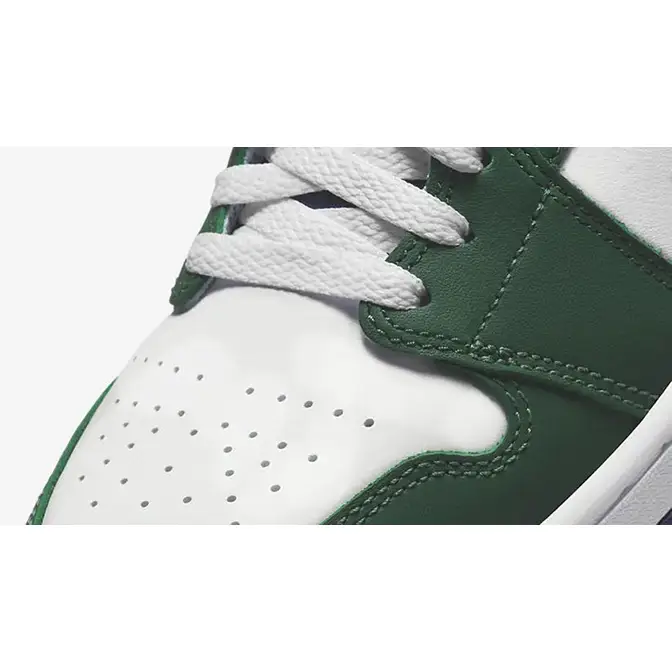 Air Jordan 1 Mid White Navy Green DZ5326-300 Detail