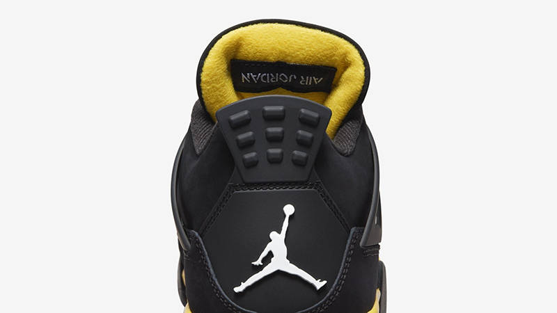 Jordan 4 2024 black yellow