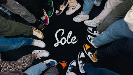 Discover: How the Air Jordan 1 Transcended Basketball to Become Streetwear's Favourite Silhouette Discover: How the Air Jordan 1 Transcended Basketball to Become Streetwear's Favourite Silhouette