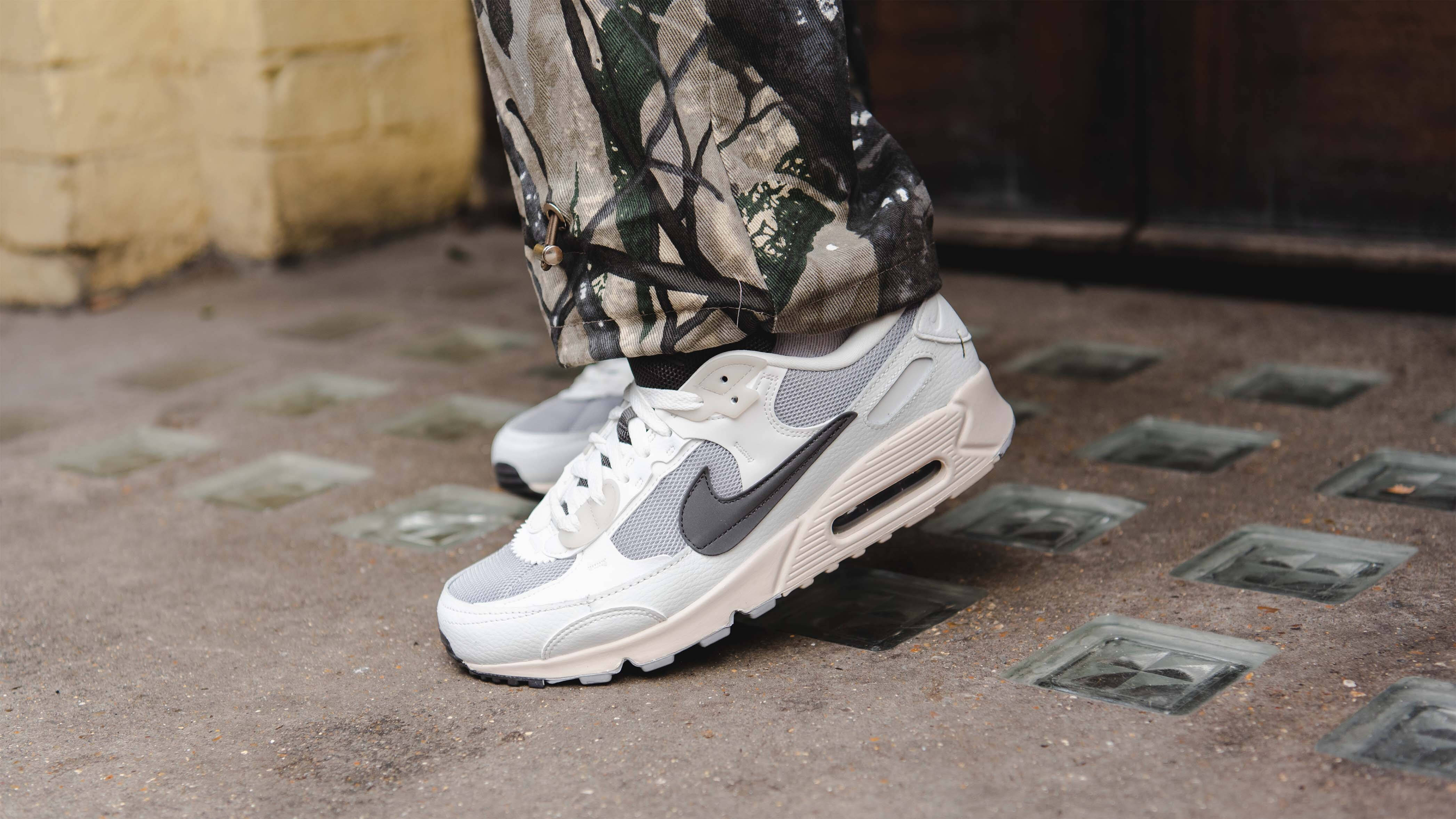 Nike Air Max 90 Futura Wolf Grey Ash
