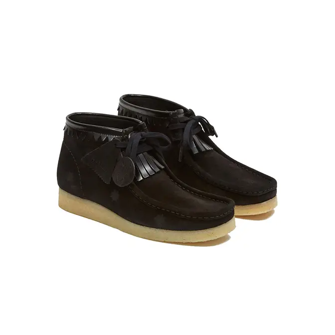 Sneaker and fashion Instagrammer based in Boston Wallabee Boot Black Side