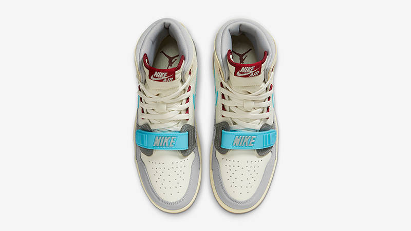 Jordan Legacy 312 Exploration Unit FB1875-141 Top