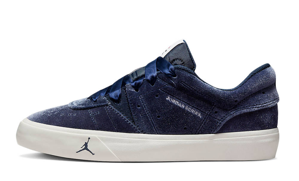Jordan Series 01 Navy Velvet
