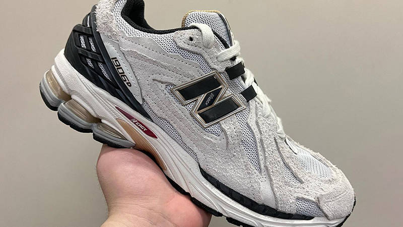 New Balance 1906D Protection Pack White M1906DV2 SIde
