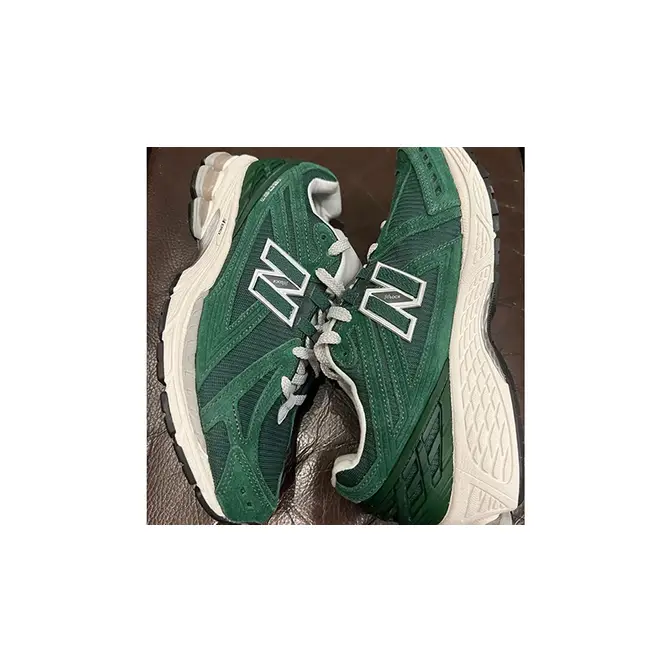 New Balance 1906R Green Side 2