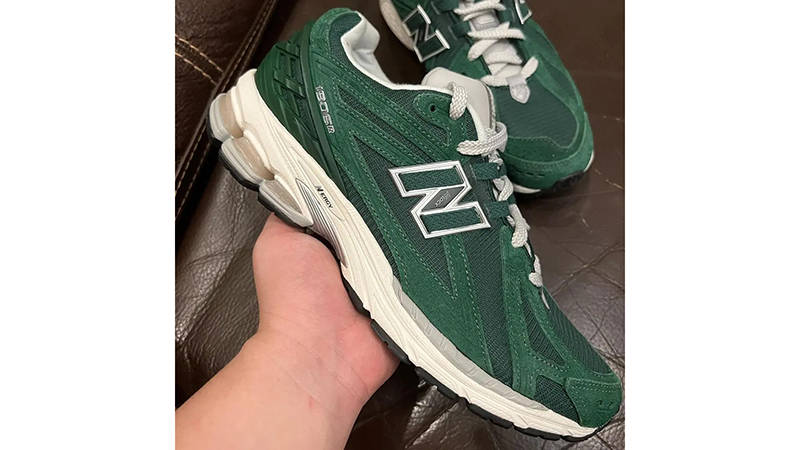 New Balance 1906R Green Side