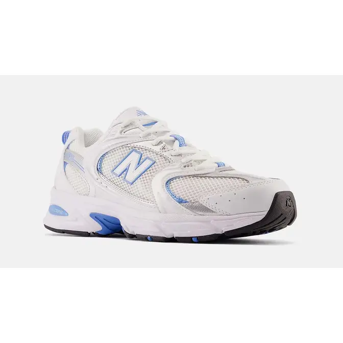New Balance ML2002 low-top sneakers White Sky Blue Front