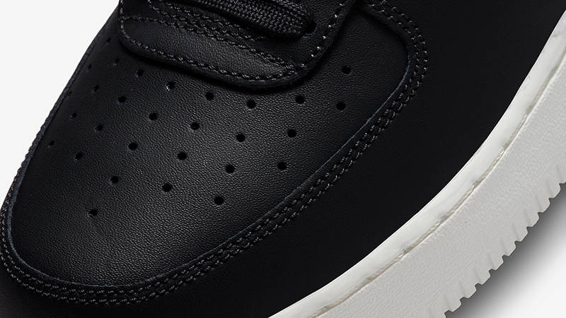 Nike Air Force 1 Mid React Black White Purple DQ1872-001 Detail