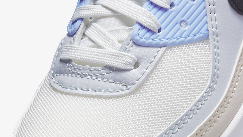 nike shoes with pastel colors