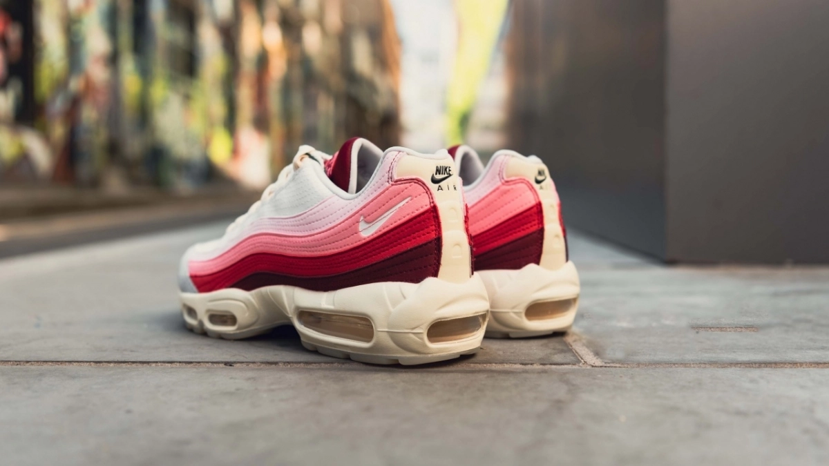 Microprocesador Regreso bahía Latest Nike Air Max 95 Trainer Releases & Next Drops | The Sole Supplier