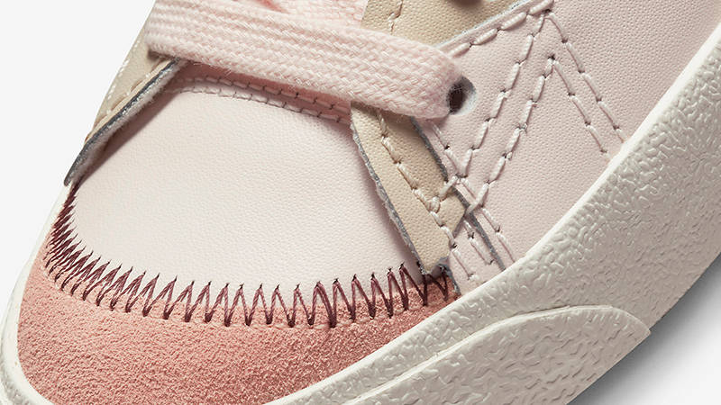 Nike Blazer Low Jumbo Pink DQ1470-601 Detail