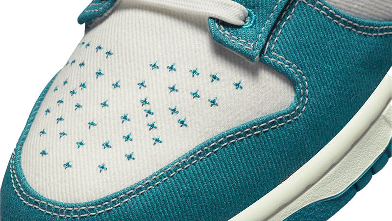 Nike Dunk Low Industrial Blue DV0834-101 Detail