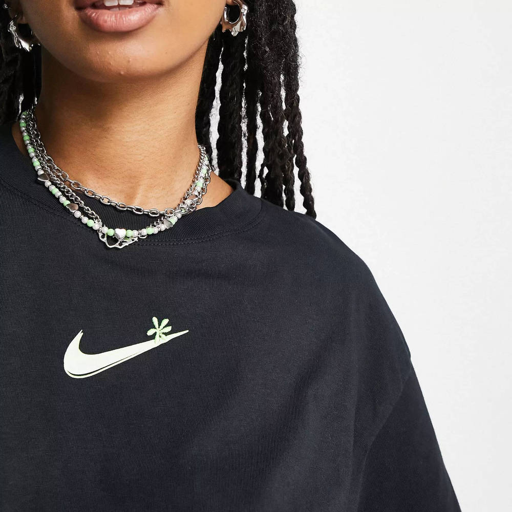 Nike Flower Swoosh T-Shirt - Black Black | The Sole Supplier