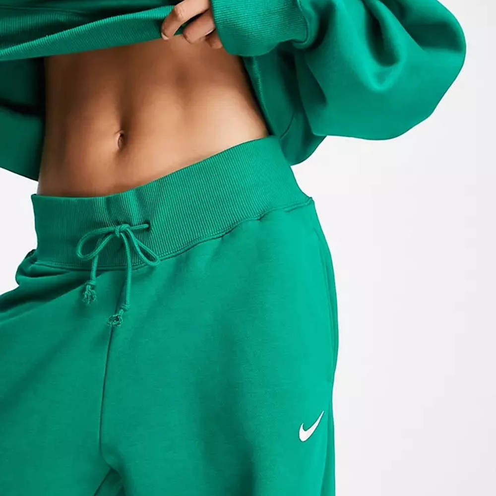 oversized nike joggers