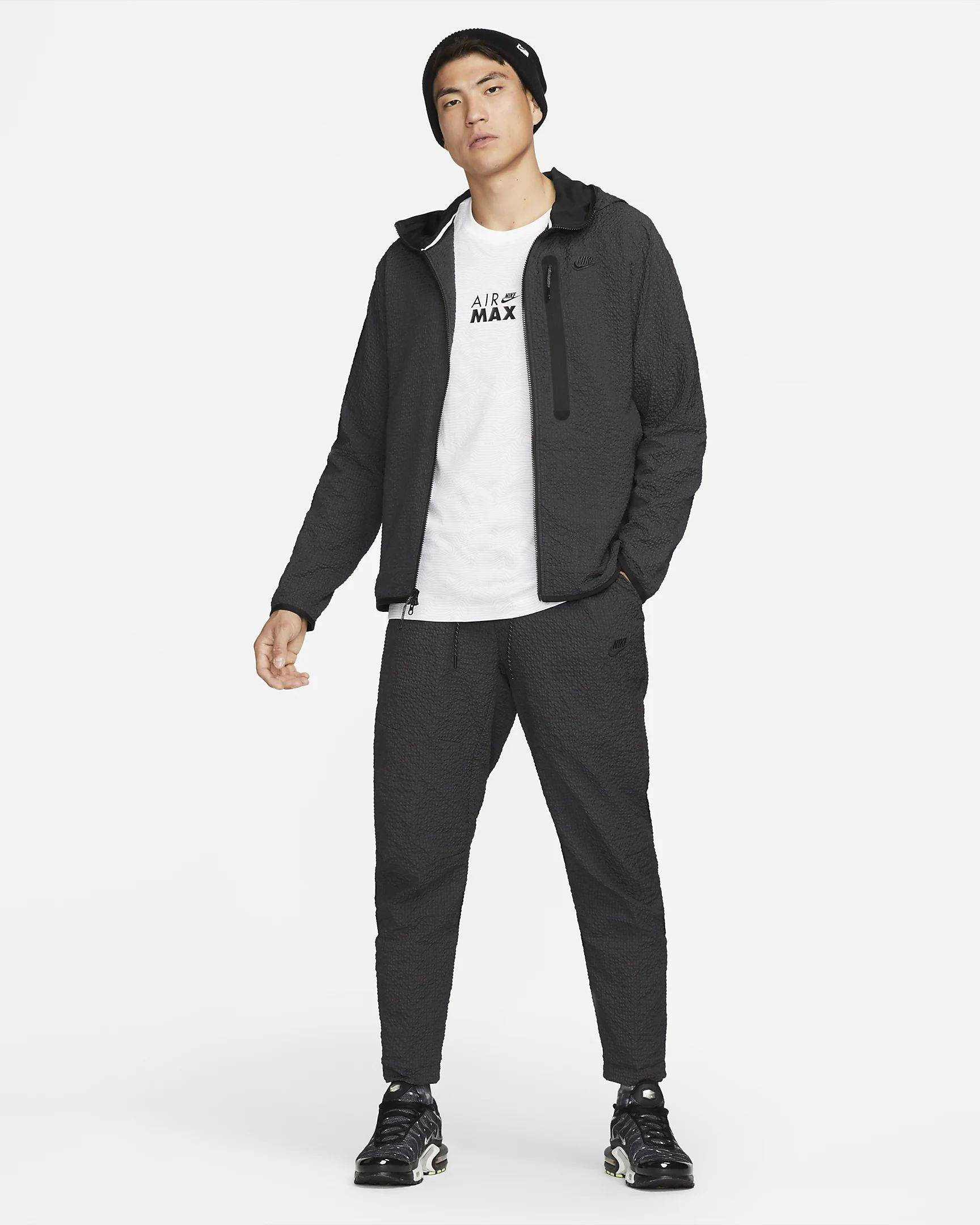 Nike Sportswear Tech Essentials Lined Woven Full-Zip Hooded Jacket