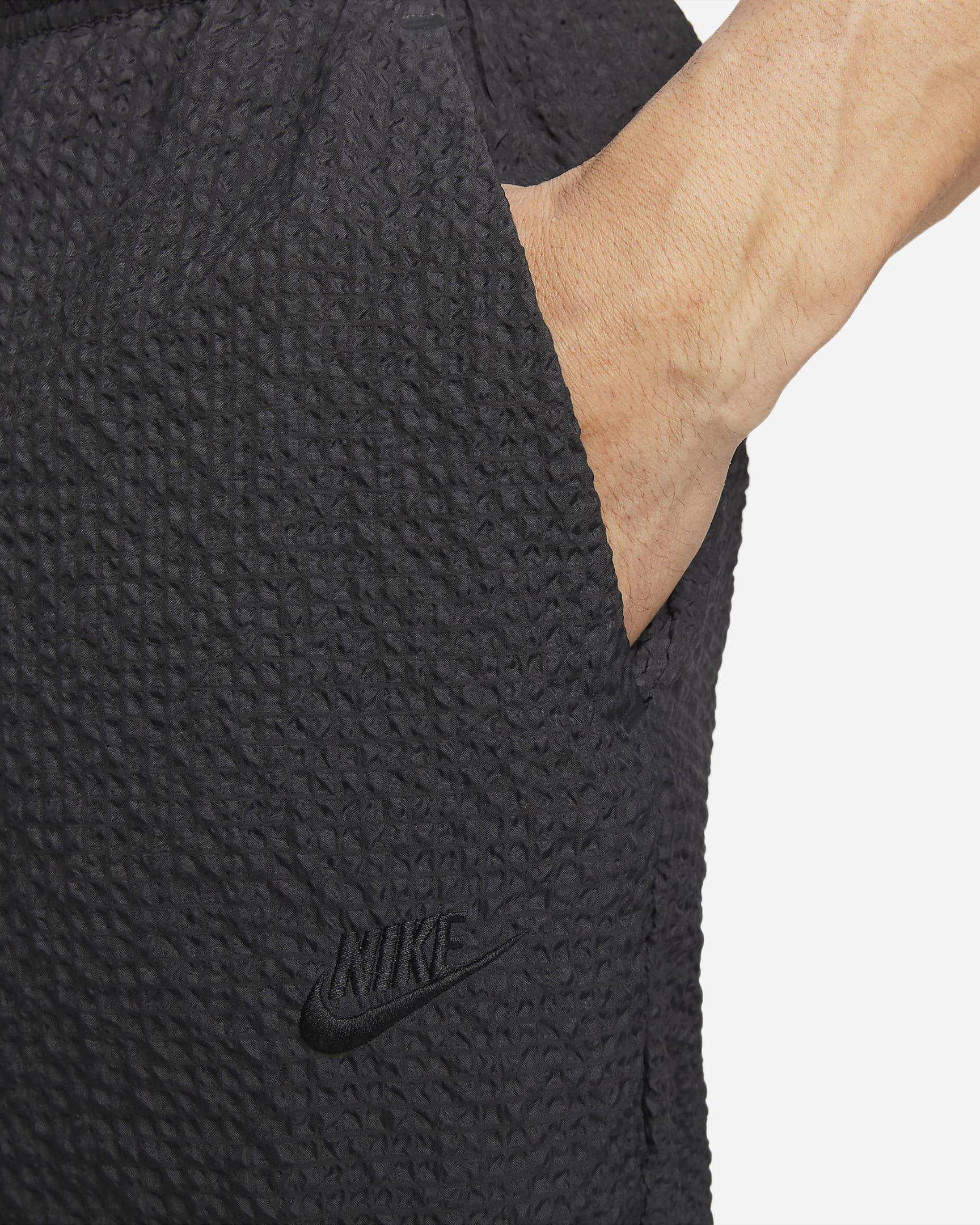 NIKE Nike Sportswear Tech Essentials Men's Woven Joggers