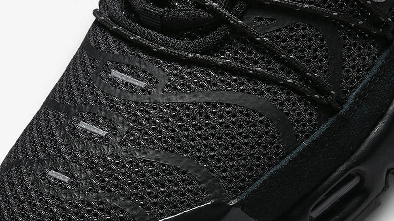 Nike TN Air Max Plus Toggle Black Metallic Silver FD0670-001 Detail