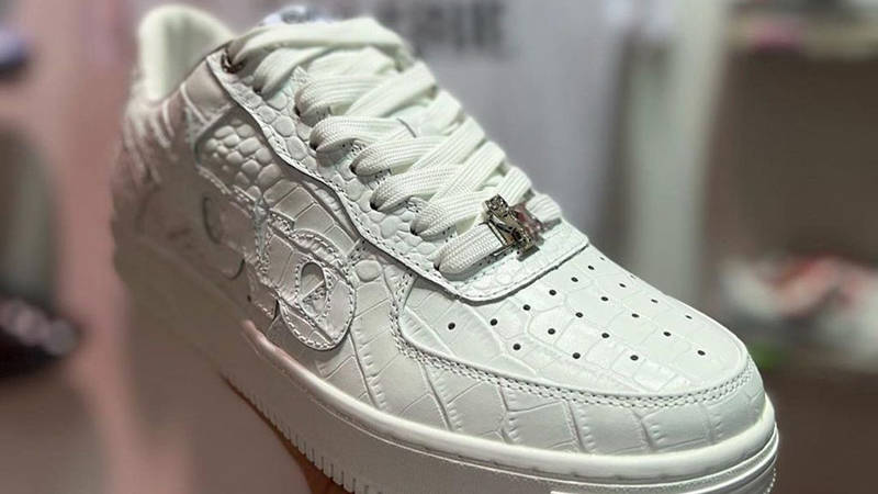 OVO x A BATHING APE BAPESTA White Front