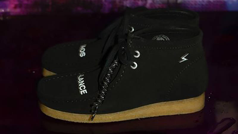 UNDERCOVER x Clarks Originals Wallabee Black Side