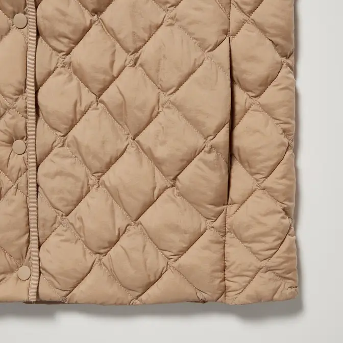 Uniqlo Warm Padded Quilted Vest Beige 450451-COL32 Detail 4