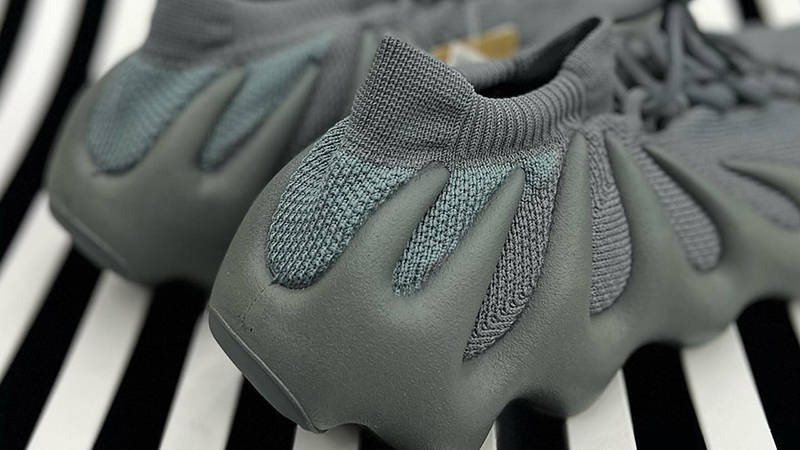 Yeezy 450 Stone Teal ID1632 Detail