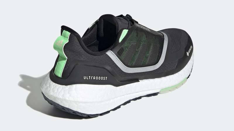 adidas Ultra Boost 22 Gore-Tex Carbon Back