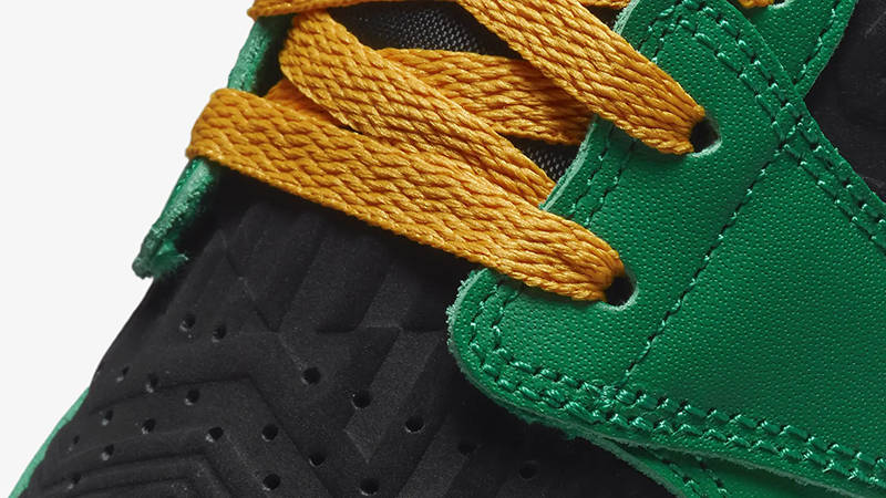 Air Jordan 1 Low GS Holiday Special DQ8421-300 Detail