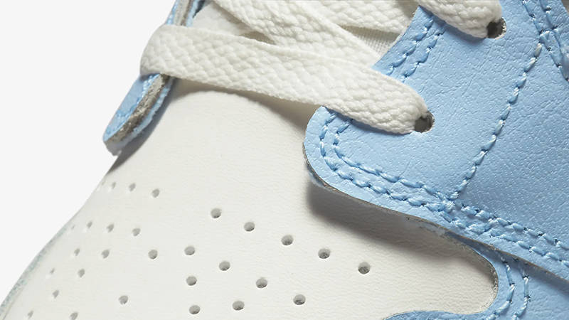 Air Jordan 1 Low GS Ice Blue 554723-401 Detail