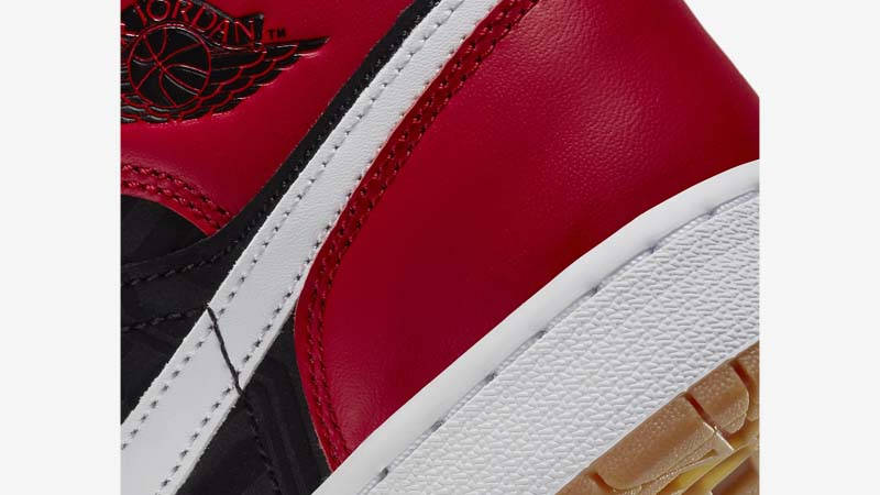 Air Jordan 1 Mid GS Christmas Closeup