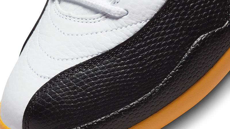 Air Jordan 12 25 Years In China White Yellow DR8887-100 Detail