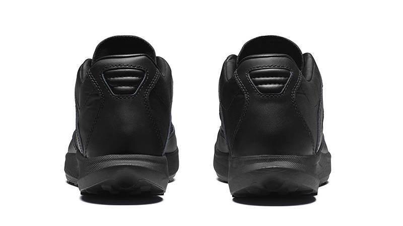 Comme des Garcons x Salomon SR90 Black L47162400 Top