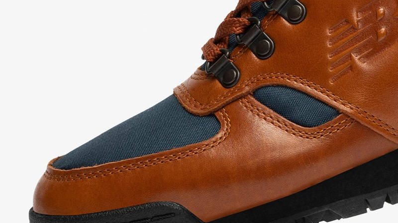 New Balance Rainier Tan Blue Detail 2