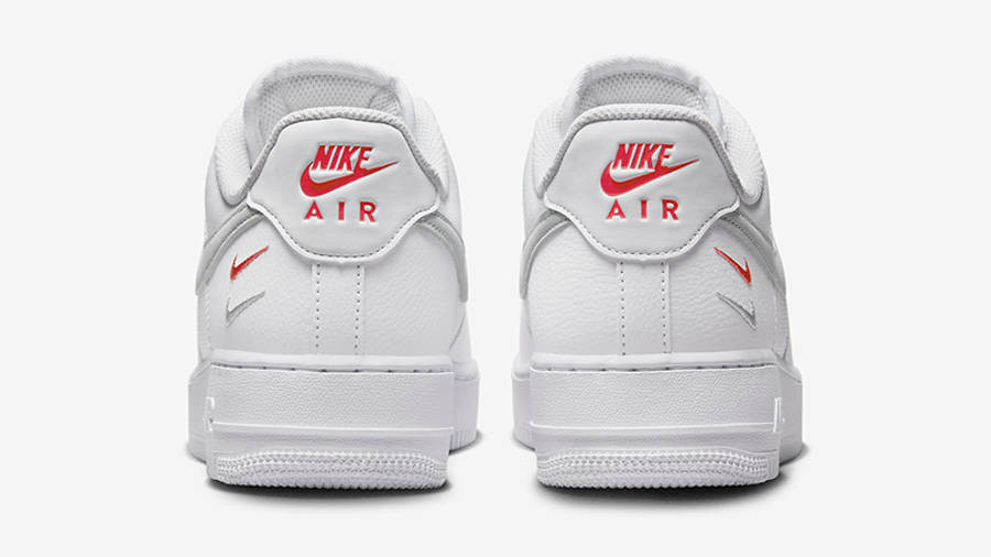 nike air force 1 triple swoosh