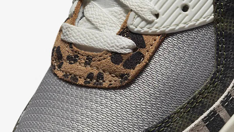 Nike Air Max 90 Animal Grey Red DZ4839-100 Detail