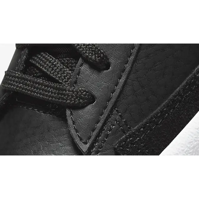 Nike HTM Flyknit Collection II GS Black White DA4086-002 Detail