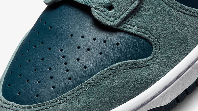 Nike Dunk High Teal Suede DQ7679-400 Detail