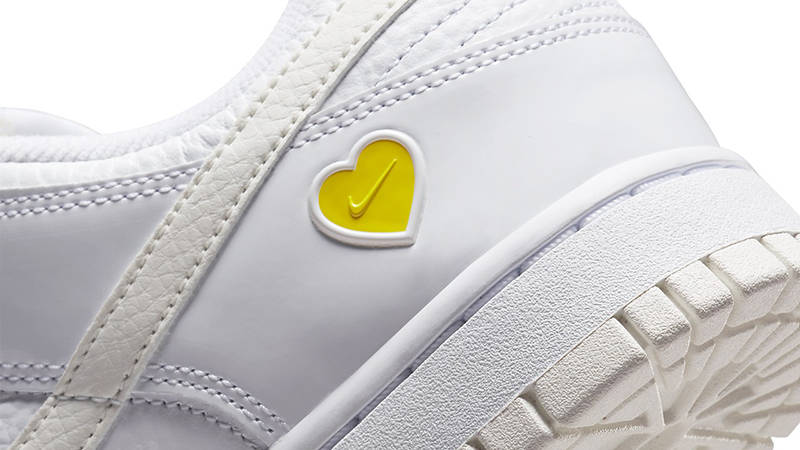 Nike Dunk Low Valentine Day Yellow Heart FD0803-100 Detail