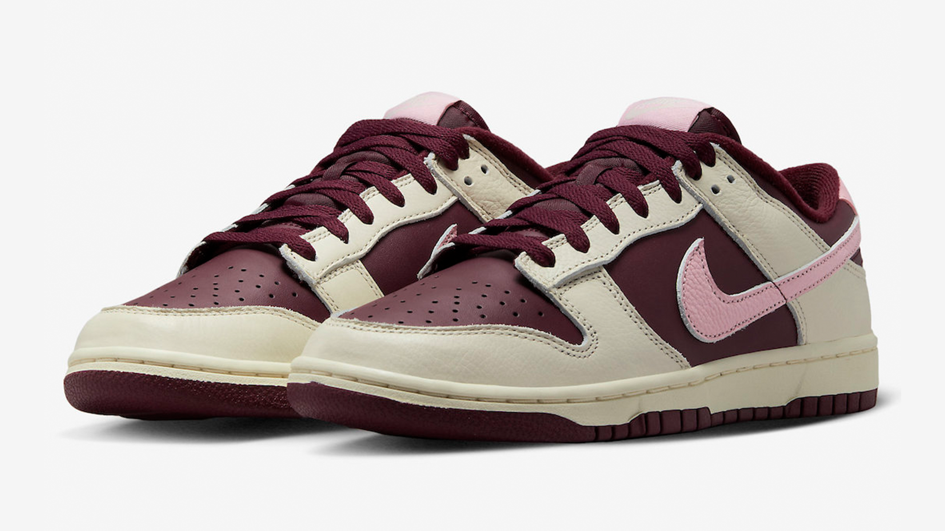 Nike Dunk Low Valentine's Day 2023